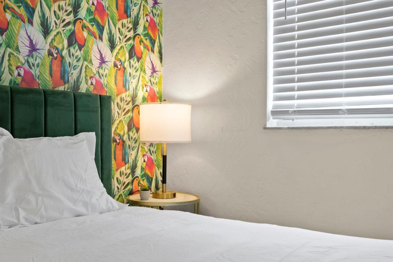 Bayside Safari 1Bed 1 Bath Apartment Tampa Exteriör bild
